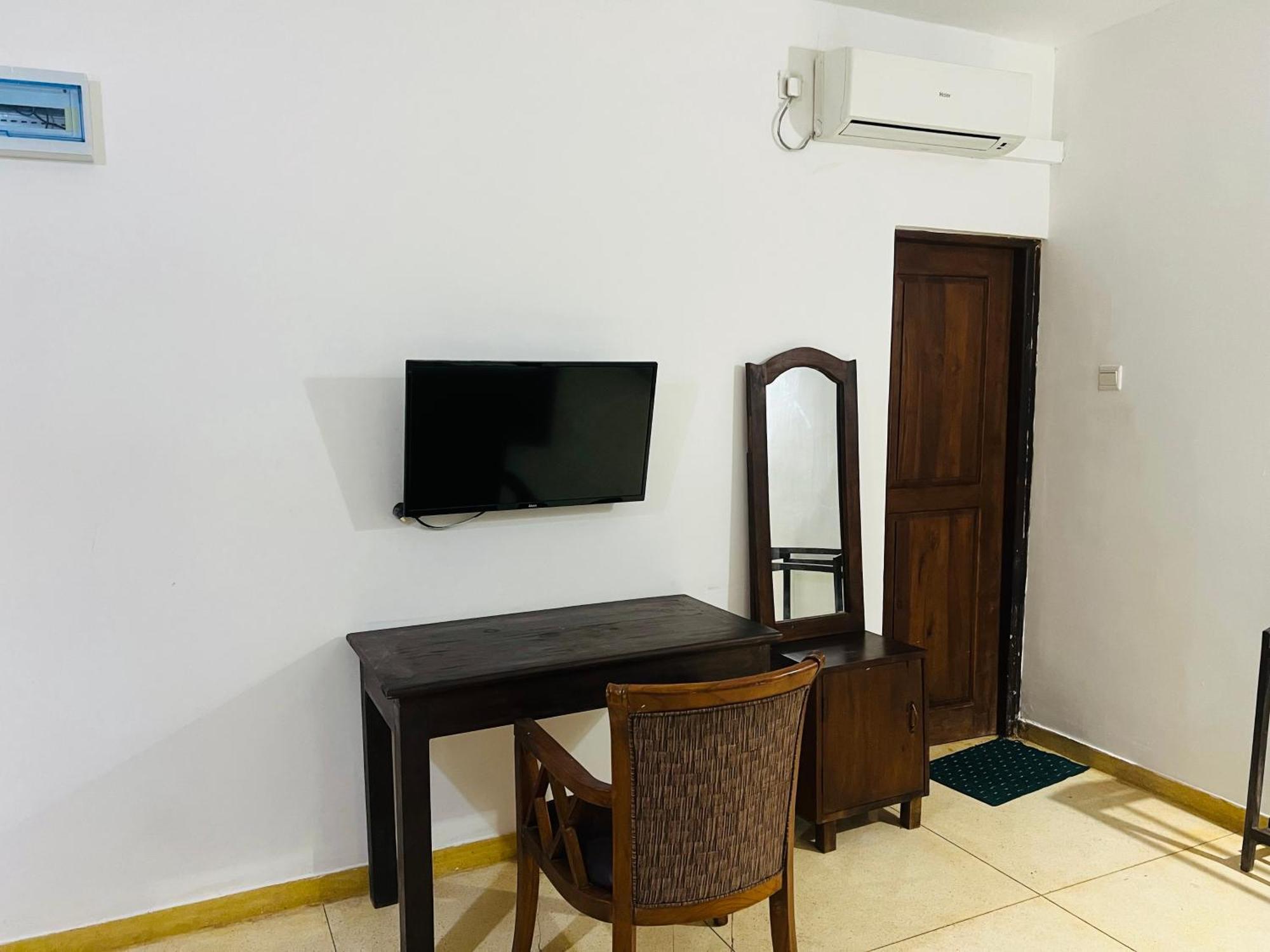 Kingfisher Resort & Retreat Sigiriya Rom bilde